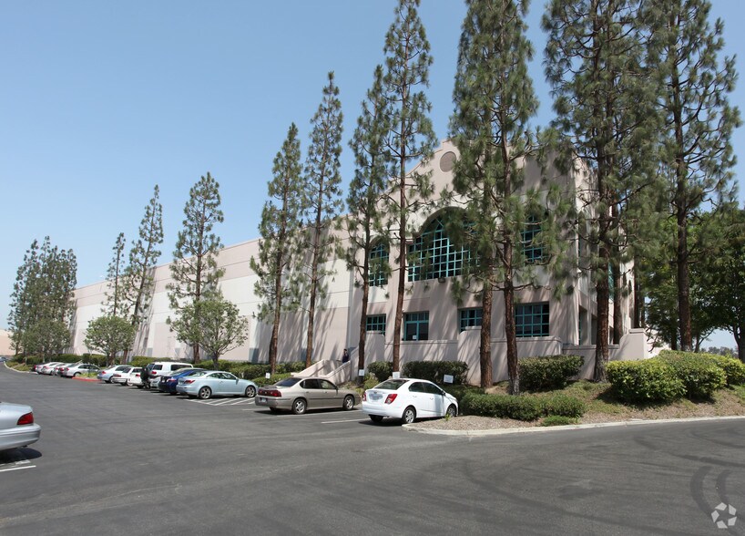 More Photos Of 2301-2329 E Pacifica Pl, Rancho Dominguez Unknown For Lease