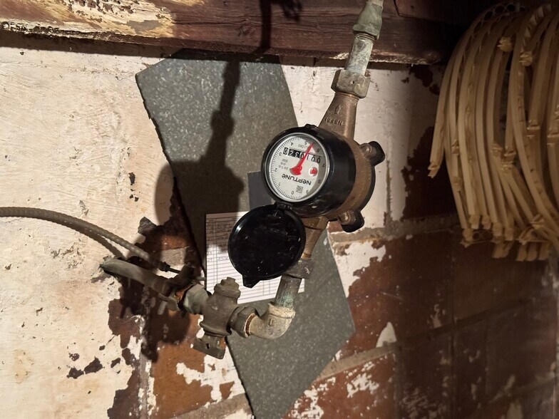 More Photos Of 366 Main St, Grantsville Storefront Retail Office For Sale