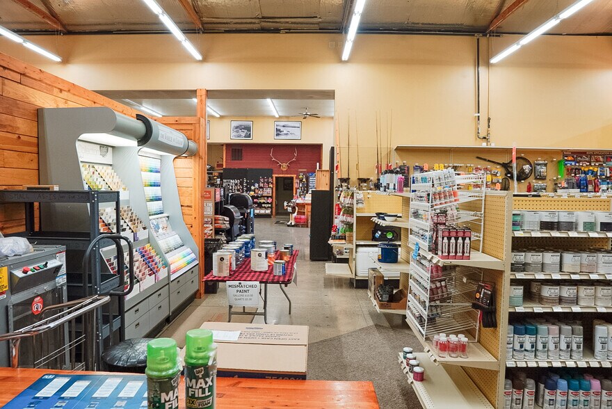 More Photos Of 50 N 2nd E, Soda Springs Convenience Store For Sale