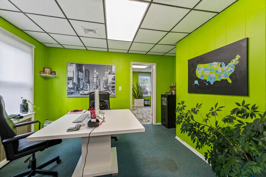 More Photos Of 1648 US Highway 130, North Brunswick Medical For Sale
