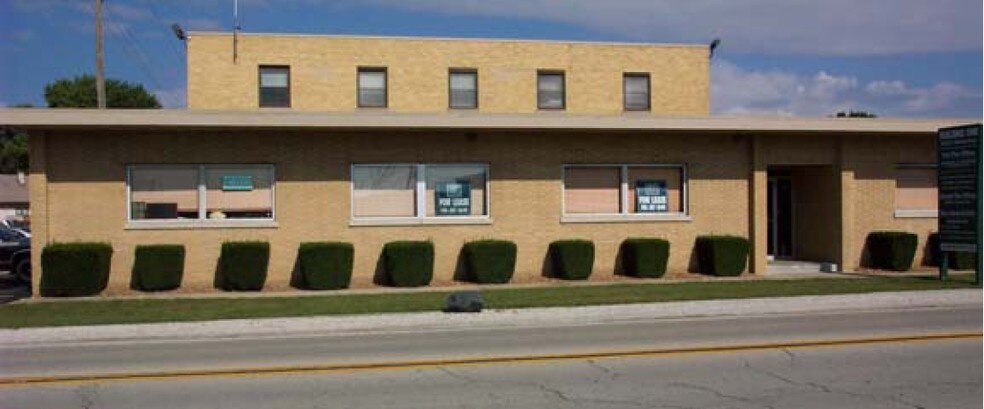 More Photos Of 9100 W Plainfield Rd, Brookfield Warehouse For Lease