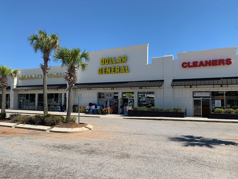 More Photos Of 1143-1153 Gulf Breeze Pky, Gulf Breeze Unknown For Lease