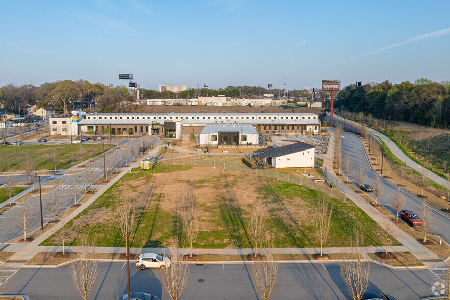 More Photos Of 352 University Ave SW, Atlanta Land For Lease