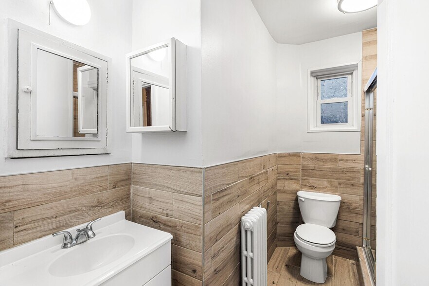 More Photos Of 522 S 5th St, Philadelphia Storefront Retail Residential For Sale
