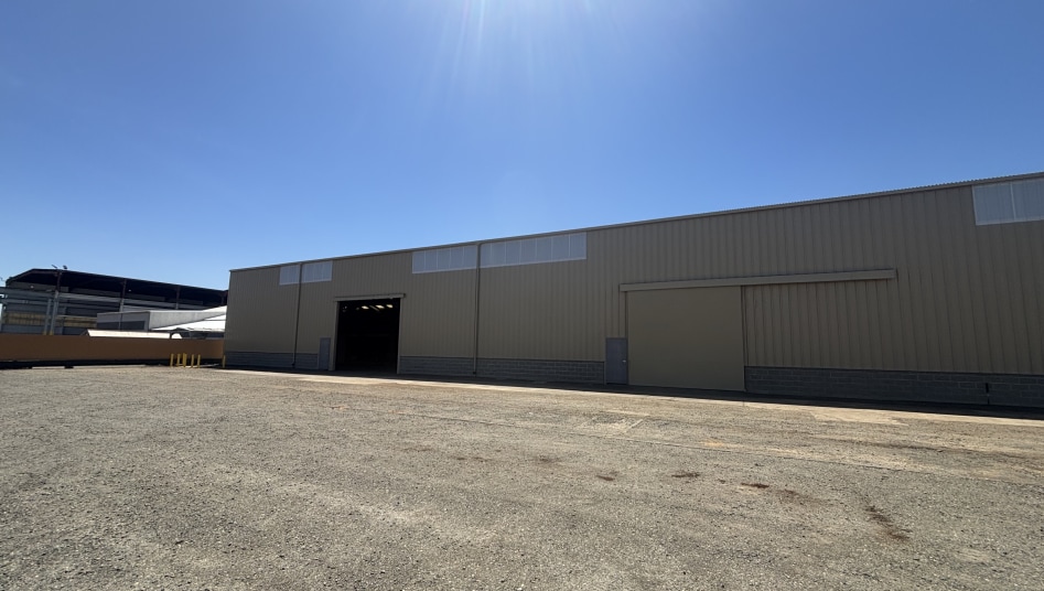 More Photos Of 8845 Elder Creek Rd, Sacramento Warehouse For Lease
