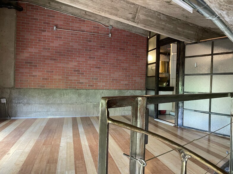 More Photos Of 555 Whitehall St SW, Atlanta Distribution For Lease