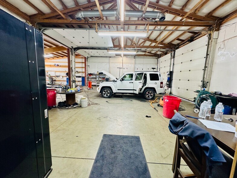 More Photos Of 1205 S 10th Ave, Pasco Industrial For Sale