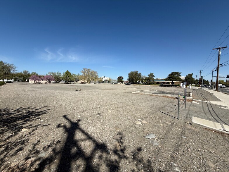More Photos Of 1535 Terminal Way, Reno Land For Lease