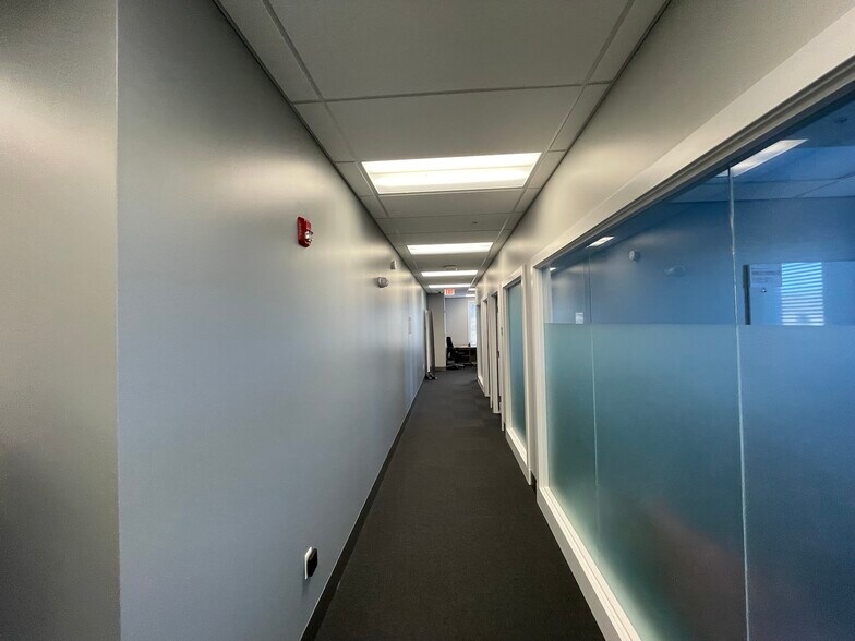 More Photos Of 590 County Rd, Westbrook Light Manufacturing For Lease