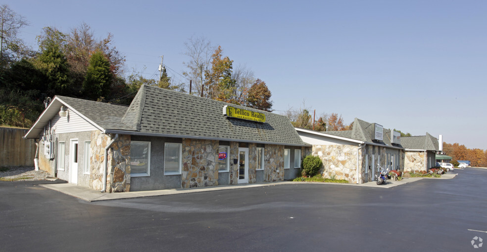 Primary Photo Of 804 Hwy 321 N, Lenoir City Freestanding For Sale