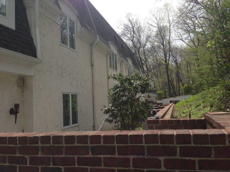 More Photos Of 1700 Mountainview Rd, Harrisburg Apartments For Sale