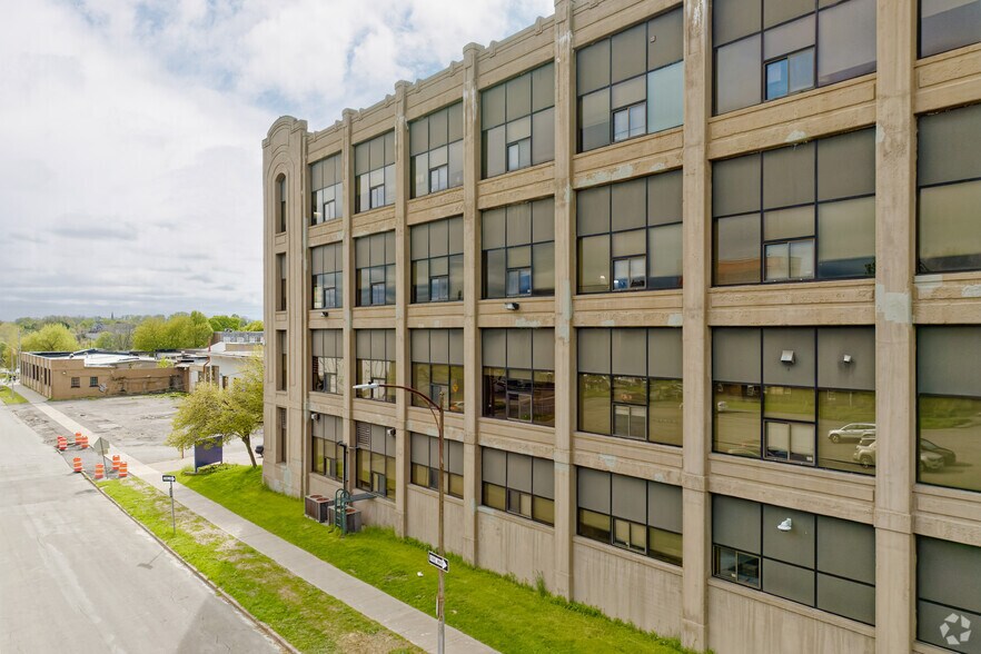 More Photos Of 30 Hart St, Rochester Office For Lease