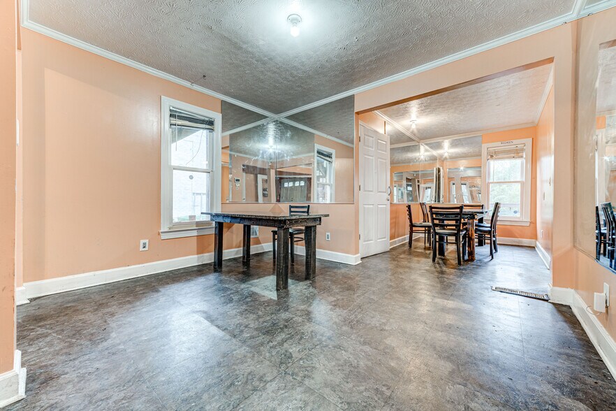 More Photos Of 2893 Mountain Industrial Blvd, Tucker Office For Sale