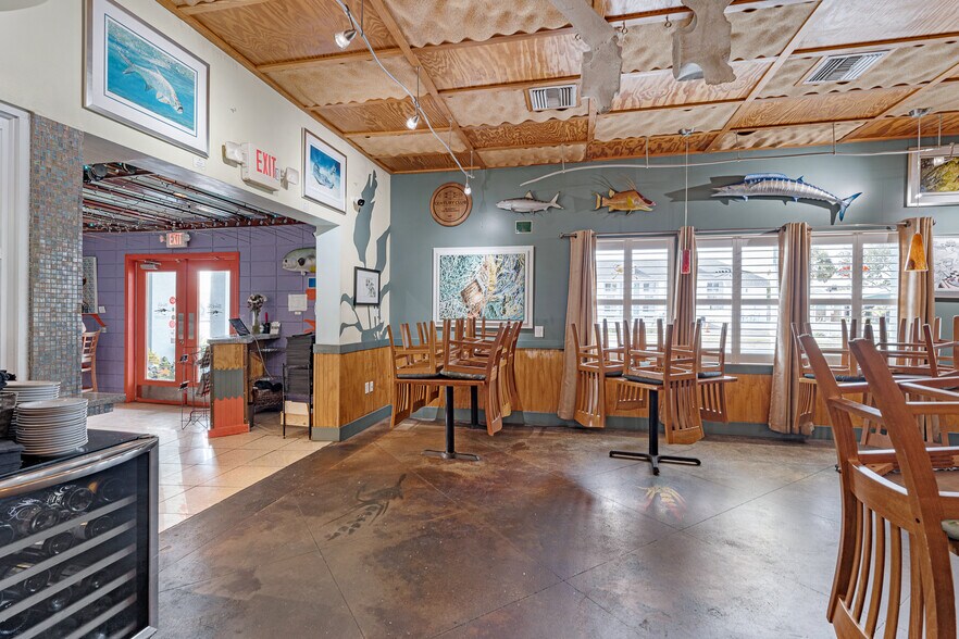 More Photos Of 108 Anastasia Blvd, Saint Augustine Restaurant For Sale