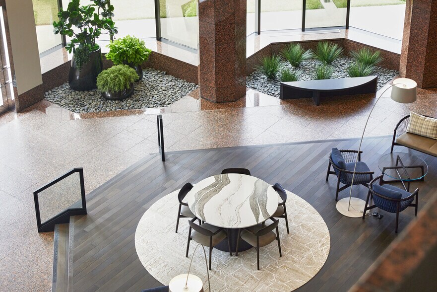 More Photos Of 6075 Poplar Ave, Memphis Coworking Space