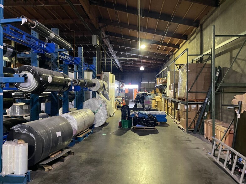 More Photos Of 2915 E Washington Blvd, Los Angeles Warehouse For Sale
