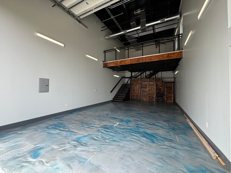 More Photos Of 1435 FM 1463 Rd, Katy Showroom For Sale