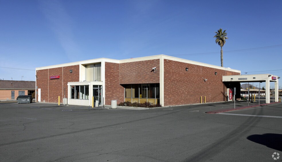 More Photos Of 21777 Outer Hwy 18, Apple Valley Bank For Sale