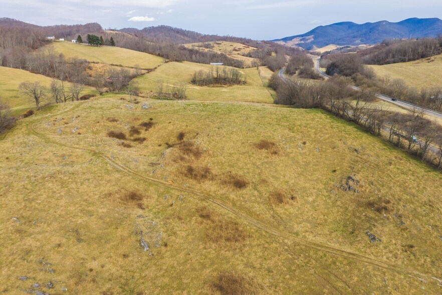 More Photos Of 230 Barn Ave, North Tazewell Land For Sale