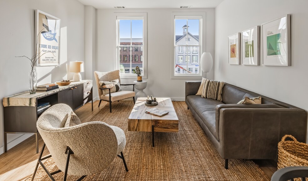 More Photos Of 102 Heights Rd, Darien Apartments For Lease