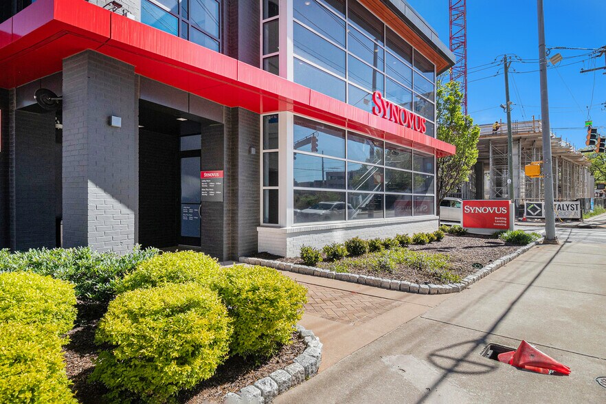 More Photos Of 324 E Paces Ferry Rd NE, Atlanta Storefront Retail Office For Lease