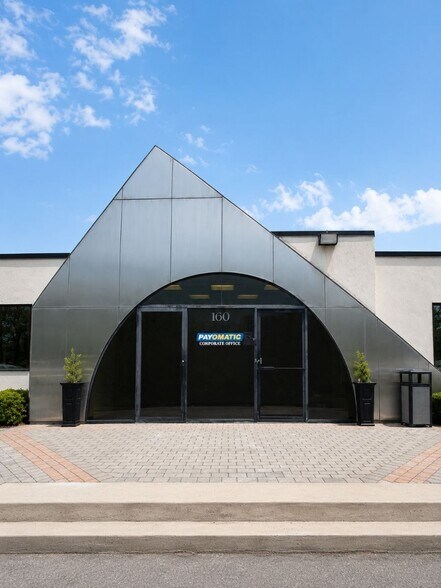 More Photos Of 160 Oak Dr, Syosset Flex For Lease