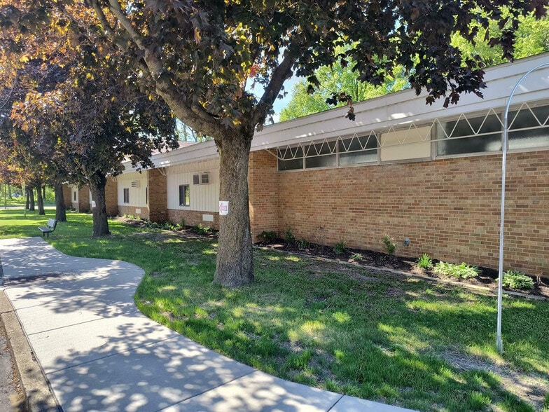 More Photos Of 1150 W 49th Ave, Gary Schools For Sale