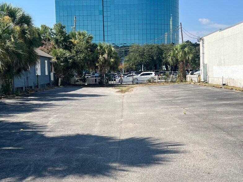 More Photos Of 100 Blk Intendencia St, Pensacola Land For Sale