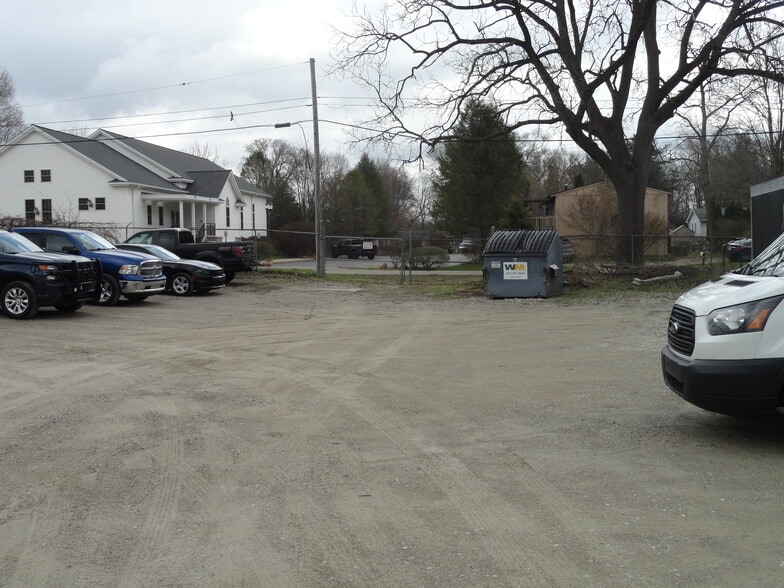 More Photos Of 3552-3556 Avon St, Hartland Medical For Sale