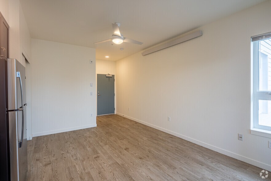 More Photos Of 330 NE Dekum St, Portland Apartments For Sale