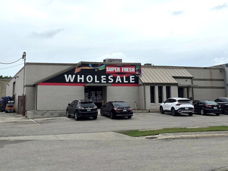 Primary Photo Of 11925 Jones Maltsberger Rd, San Antonio Warehouse For Lease