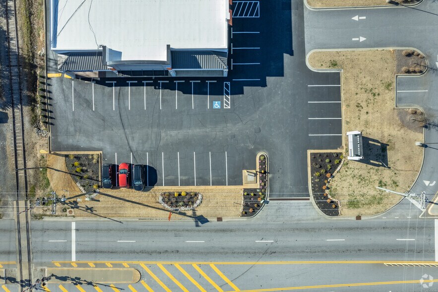 More Photos Of 1178 Woodruff Rd, Greenville Unknown For Lease