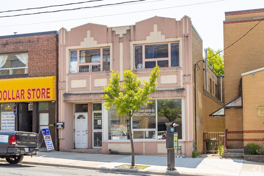 Primary Photo Of 2545 Eglinton Ave W, Toronto Storefront Retail Residential For Lease