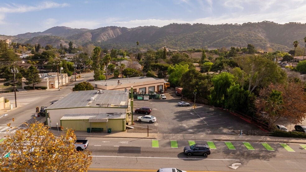 More Photos Of 690 N Ventura Ave, Oak View General Retail For Sale