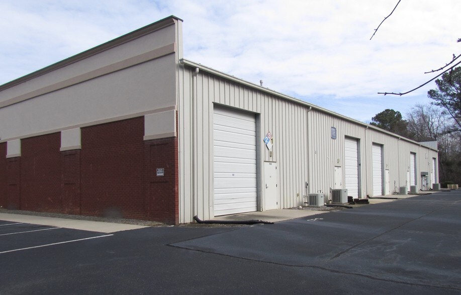 More Photos Of 120 N Tech Dr, Clayton Light Manufacturing For Lease