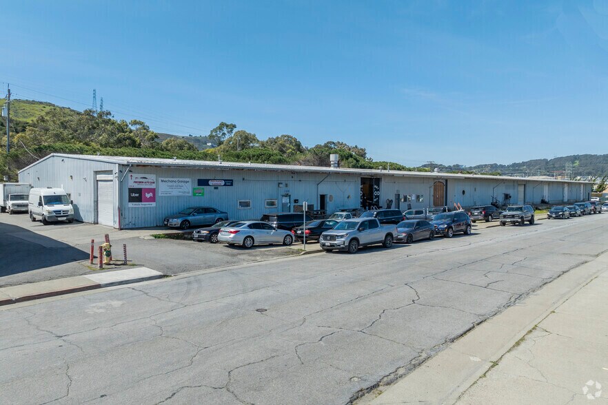 More Photos Of 60-130 Industrial Way, Brisbane Unknown For Lease
