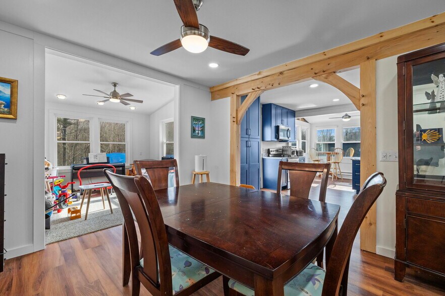 More Photos Of 180 Main St, North Woodstock Hotel For Sale