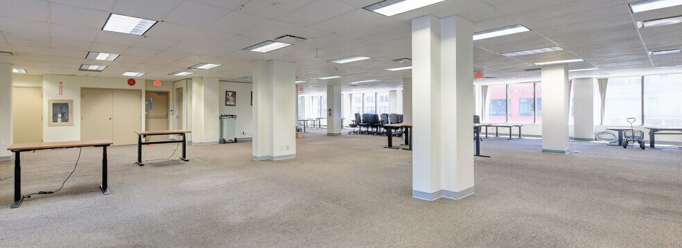 More Photos Of 712 Yates St, Victoria Office For Lease