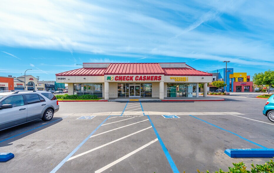 More Photos Of 11215-11389 Long Beach Blvd, Lynwood Unknown For Lease