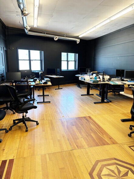 More Photos Of 1004 Congress St, Portland Freestanding For Sale