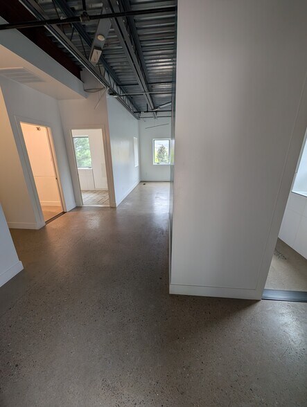 More Photos Of 3750 Main Ave, Durango Loft Creative Space For Lease