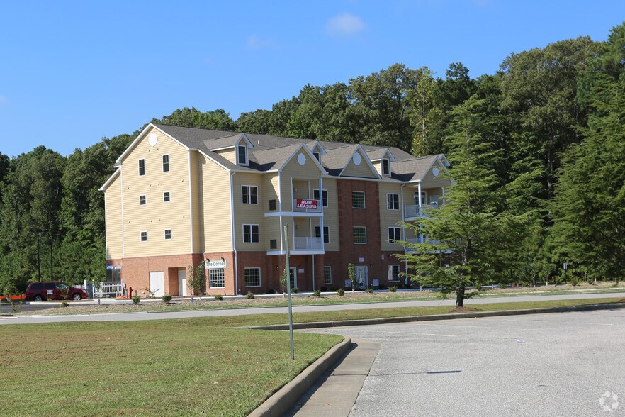 More Photos Of 200 Fountains Ln, Poquoson Apartments For Lease