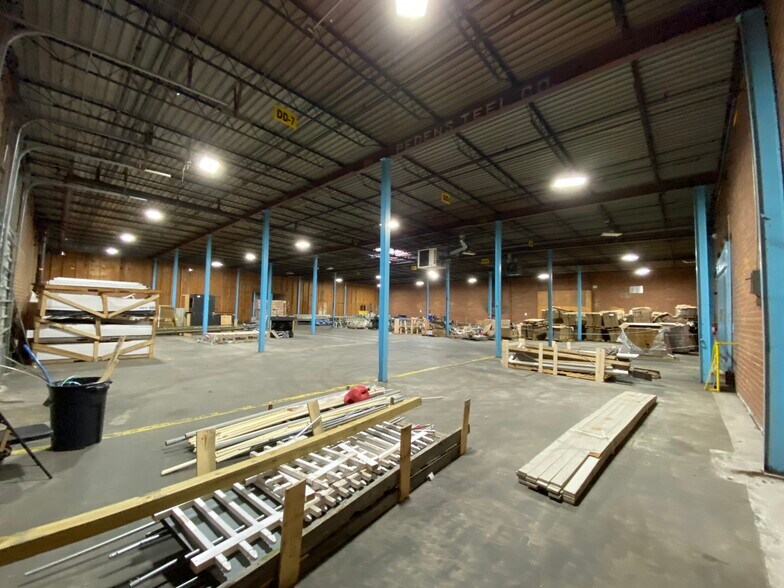 More Photos Of 599 Raleigh Rd, Henderson Warehouse For Lease