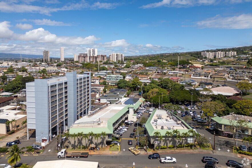 More Photos Of 99-080 Kauhale St, Aiea Freestanding For Lease