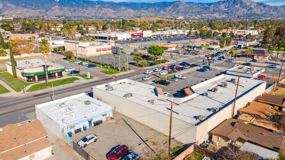 More Photos Of 261 E Base Line St, San Bernardino General Retail For Sale