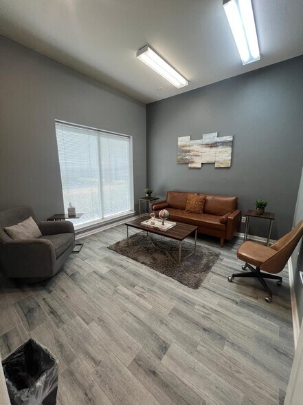 More Photos Of 5228 Village Creek Dr, Plano Office For Sale