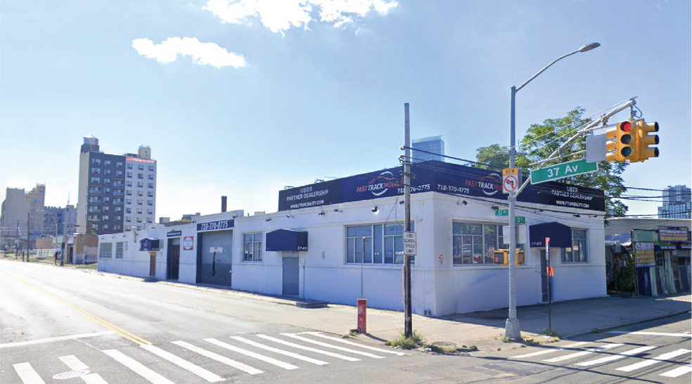 Primary Photo Of 37-03 21st St, Long Island City Warehouse For Sale