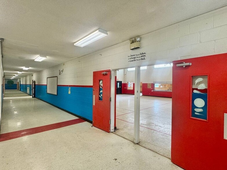 More Photos Of 111 W College Ave, Shelbina Schools For Sale