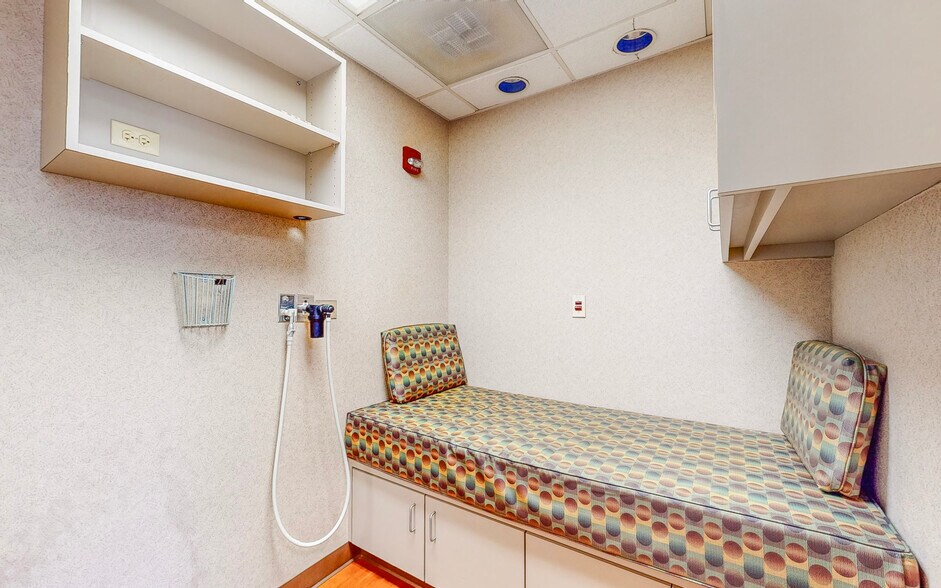 More Photos Of 4000 Johnson Rd, Steubenville Healthcare For Sale
