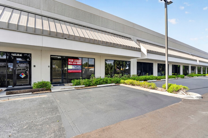 More Photos Of 3402 SW 26th Ter, Fort Lauderdale Warehouse For Lease